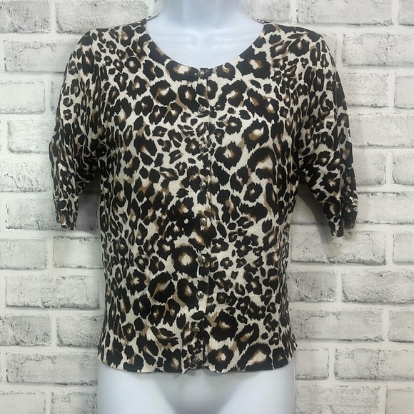 White House Black Market Animal Print Cardigan Small - Picture 1 of 7